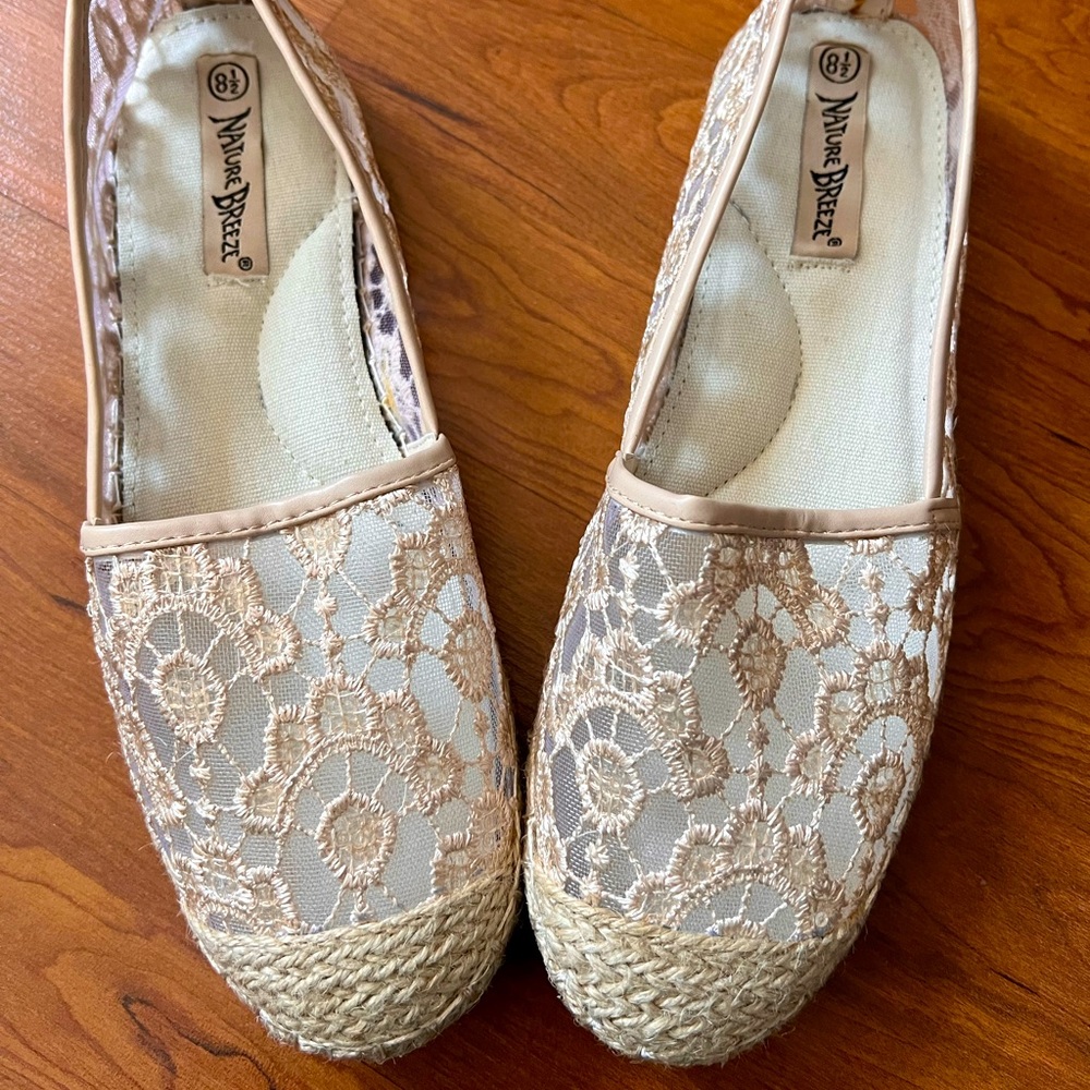 NWOT Nature Breeze Organic 2 Women Beige Espradrille Flats, size US 8.5